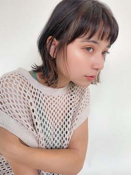 ルービック 枚方(Rubik's) フェザーバング/インナーカラー/大人かわいいウルフ外ハネボブ