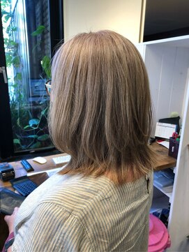 グロウ 錦糸町(Grow) グレイカラー