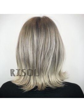 リソル(risol) 【risol 弘明寺】ルーツシャドウ×シルバーカラー