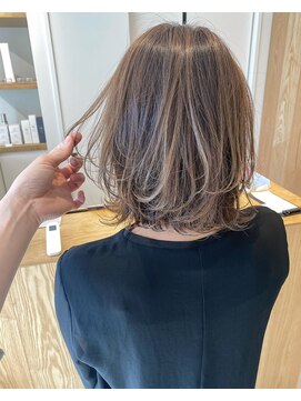 トリート 西船橋店(TREAT) くびれヘア×ワンカールレイヤー×大人ミディ