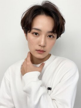 スタートウキョウ 渋谷(STAR TOKYO) 10代20代30代韓国ヘア/センターパート/コンマヘア/パーマ/渋谷