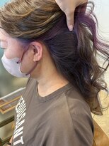 プラス ファースト ヘア(Plus 1st)&nbsp;パープルインナーカラー×ゆる巻き