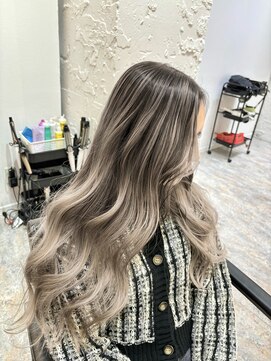 ブレンド 渋谷(BLend) ハイライトカラーマチルダボブインナーグレージュ前髪