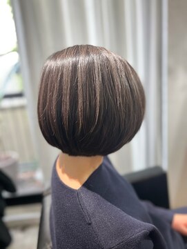 ツムグ 代官山店(TUMUGU) 大人ショートボブ×白髪ぼかしアッシュカラーブルージュ×代官山