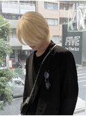 メンズ金髪　ブロンドヘア　抜きっぱなし　韓国ヘア s