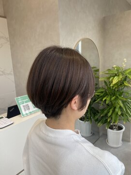 エレノア 枚方(Eleanor) 丸みショート☆ SHIZUKU