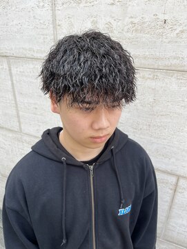 メンズグルーミングナンバーナイン(MEN'S GROOMING NUMBER NINE) ツイストスパイラル/メンズパーマ/【早田隼哉】