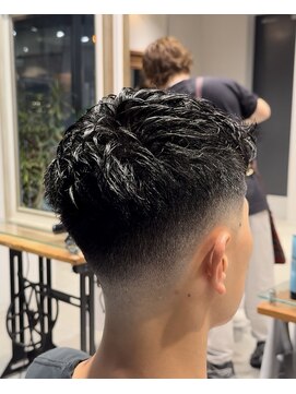 グルーマーズトウキョウ 渋谷店(GROOMER/S TOKYO) フェザーアップ