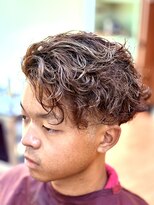 アルチザン(ARTISAN) 【人気上昇中】サーフカール×ツーブロック