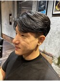 20代30代センターパート刈り上げ