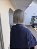 ホワイトベージュ