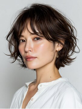 大人の柔らかパーマショートボブ