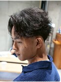 MEN'S/フェザーショート×テーパーフェード/ニュアンスパーマ