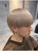 メンズハイトーンミルクティベージュブロンド