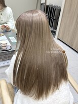 アッドバイケンジ(Add.. by KENJE)&nbsp;2回ブリーチで作るミルクティーベージュ【戸塚駅/ブリーチ】