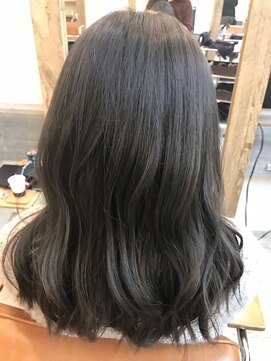 ナンバー アンフィール 渋谷(N° anfeel) 【Medium】ニュアンス☆抜け感ロブ☆