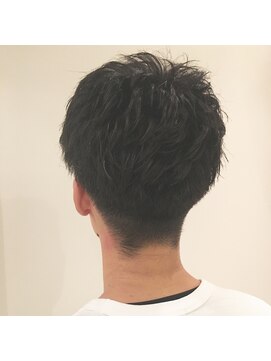 トレパルッキエーレサカイ(tre parrucchiere sakai) ［‐tre‐］無造作ショート×ヘッドスパ
