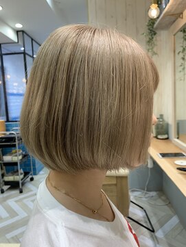 シー バイ ロンド 新宿(Sea by Lond) 【佐藤健太郎】大人かわいいハイトーンベージュ小顔ボブ
