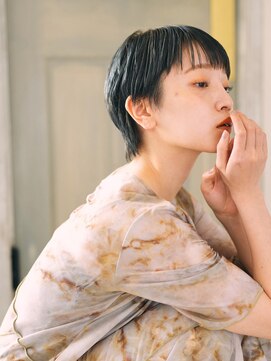 リィベ(Liibe) #小顔#クールショート#美フォルムショート#黒髪