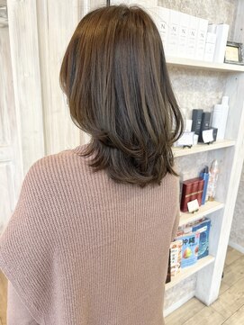 キャアリー(Caary) 福山市美容室Caary  ふんわり大人ミディ レイヤースタイル