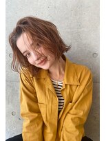 ファム(FAM)&nbsp;外ハネ 緩めカール ミデアムヘア タッセルボブ 代官山 中目黒