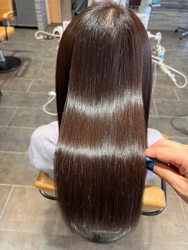 アイコニック 日進梅森台店(ICONIQ) 艶髪◆ウルトワトリートメント