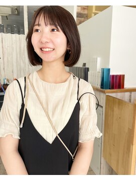 カミエ(kamie) ◎ゆとりのあるシンプルボブ 顔周りカット 小顔バング 神戸