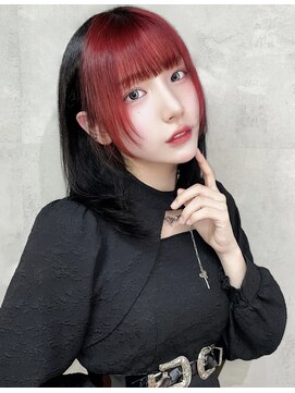 ボヤージュニケ(Voyage Nike) 赤黒ロングボブレイヤー