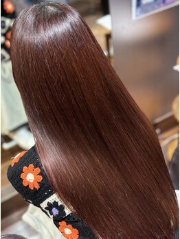 ヘアースペース ブイ(hair space V)の写真/【カット＋髪質改善Aujuaトリートメント7,920円】今までにない手触りと質感で自分史上極上のうるツヤ髪に…