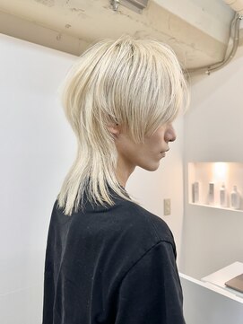 セルン(cerne) ハイトーンレイヤーカットウルフカットメンズショートセット襟足