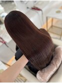 カシスブラウン/赤みがある方が艶髪に見える◎