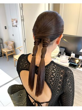 ループス(Roops) お呼ばれヘア♪ 宇佐見