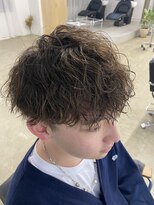 クリアバイフォレスト 流山おおたかの森(Clear by Forest.)&nbsp;スーツ短髪ツーブロック束感モテる黒髪シークレットパーマ流行