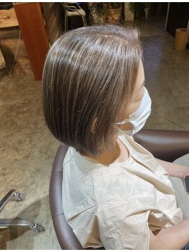 ビハインドザカーテン(BEHIND THE CURTAIN) 【白髪にお困りの方必見】白髪ぼかしハイライト