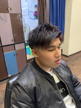 ヘア リーフ(Hair Leaf) ツーブロックローフェード