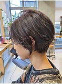 くびれショート/暗髪ショート/簡単スタイリング/30代/40代