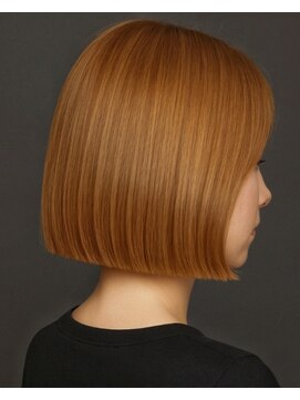 ウトカ ヘア(UTOKA HAIR) 切りっぱなしボブ