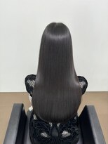 イオエ 元町(ioe)&nbsp;黒髪/髪質改善/クラゲヘアー/暗髪カラー/艶カラー/縮毛矯正