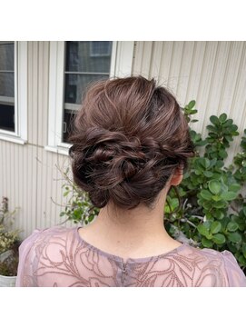 ヘアーレクスアリイ(Hair Lex Alii) ふわっとシニヨンヘア/お呼ばれヘア/ヘアアレンジ