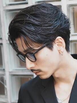 レタッチバイフィフス(RETOUCH by fifth) 原宿フェザーパーマメンズ毛流れルーズパーマセンターパート