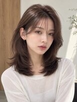 ノラ ギンザ(NORA GINZA)&nbsp;ハッシュカット×シースルーバング×ミディアム×前髪あり30代40