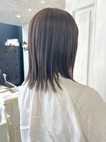 キャアリー(Caary)&nbsp;福山市Caary髪質改善ストレートセミロブ切りっぱなしヘア