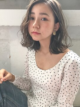 ソーコ 渋谷(SOCO) 【SUN】サイドパートセミウェット大人可愛いふんわりボブ