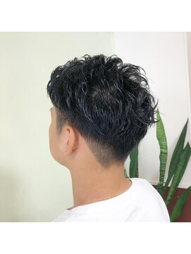 ヘアークリアー 春日部 メンズ/さっぱり爽やかな刈り上げスタイル/大人の刈り上げ