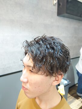 グロウヘアワークス トウキョウ(grow hair works tokyo) Grow hair works tokyo /  波巻きスパイラル