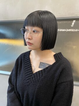 ビューズ(VIEWS) 黒髪ボブ/切りっぱなしボブ/前髪カット/姫カット(表参道駅)