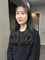 リブロ(LiBro) ネビージュ大人ガーリーウェーブミディアム似合わせカット