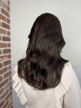 エニー 栄(Any) レイヤーカット×ブラウンカラー