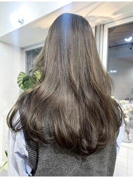 マルケ ドゥ マッシュ(MaruQuee de mashu) 透明感カラー/大阪梅田/レイヤーカット/ブリーチ/ダブルカラー