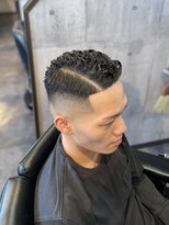 スウェル 七隈四ツ角店(SWELL) サイドパート×ウェーブバックパーマ